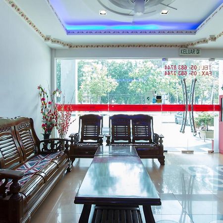 Valley View Hotel Lumut Exterior foto