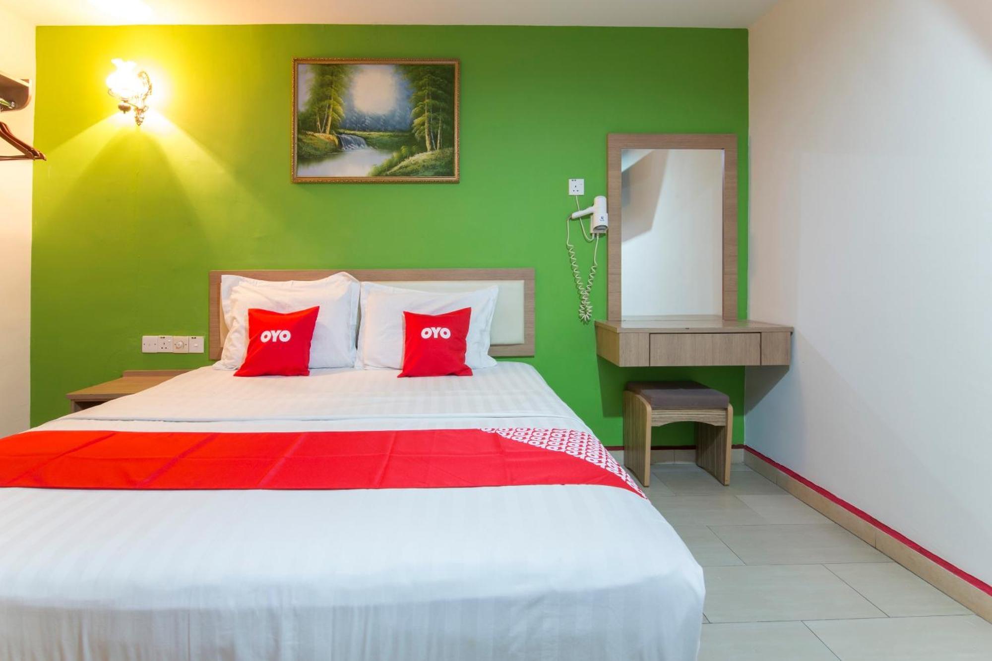 Valley View Hotel Lumut Exterior foto